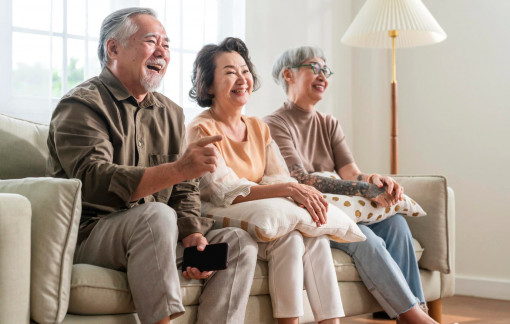 Nhóm bạn chơi u đã lên chức ông bà