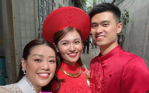 Những khoảnh khắc đầu tiên trong lễ cưới của Á hậu Thùy Dung, chân dung chú rể cũng được hé lộ