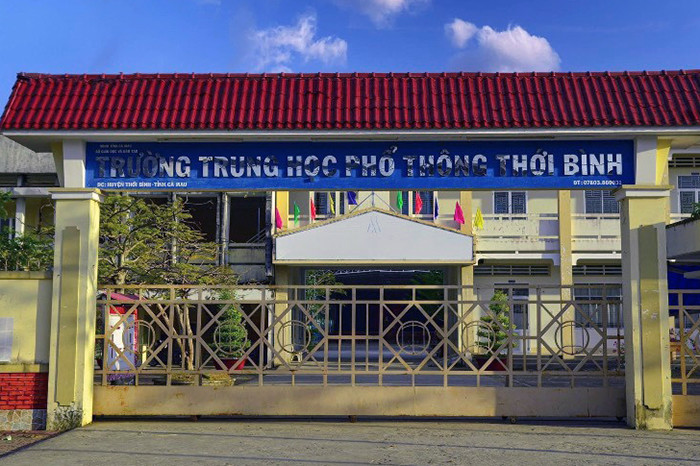 Đổi lớp với thầy giáo gọi mày, nói chuyện tế nhị về gia đình học sinh
