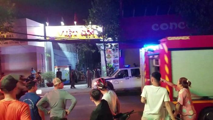 Nghi 'ngáo đá' xông vào công ty ở Bình Tân đập phá