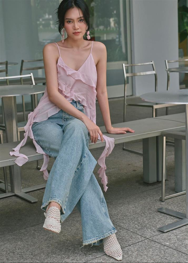 Ninh Dương Lan Ngọc nổi loạn với style phong trần, bụi bặm ở tuổi 34