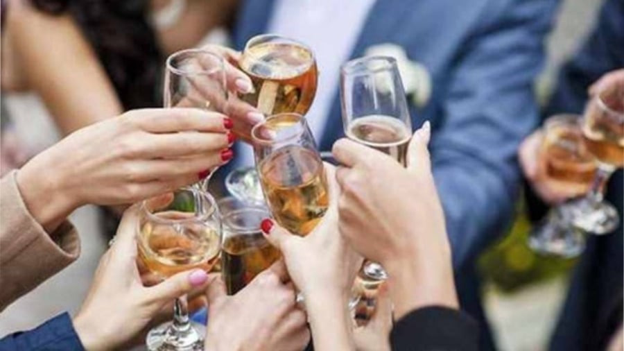 3 kiểu tiệc tùng lành ít dữ nhiều, người khôn ngoan luôn tránh xa
