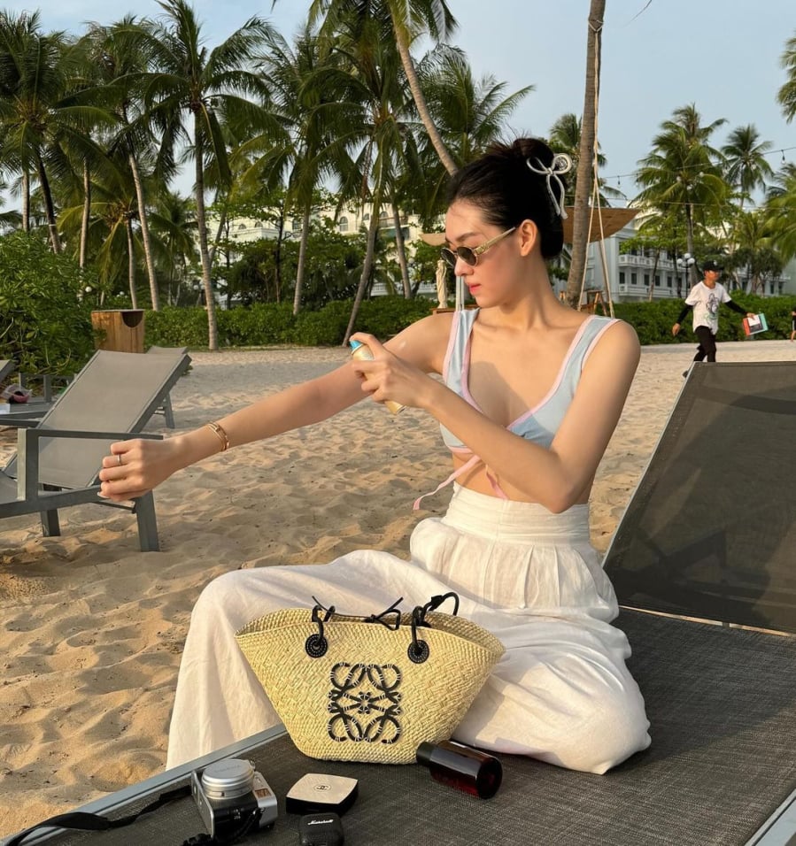 Á hậu Tường Sa sở hữu làn da căng bóng tươi sáng nhờ 6 bí quyết cơ bản này
