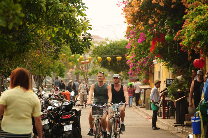 Kiến nghị để Trung Quốc nới lỏng quy định bán tour đến miền Trung